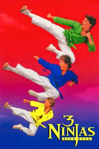 3 Küçük Ninja Geri Dönüyor posteri